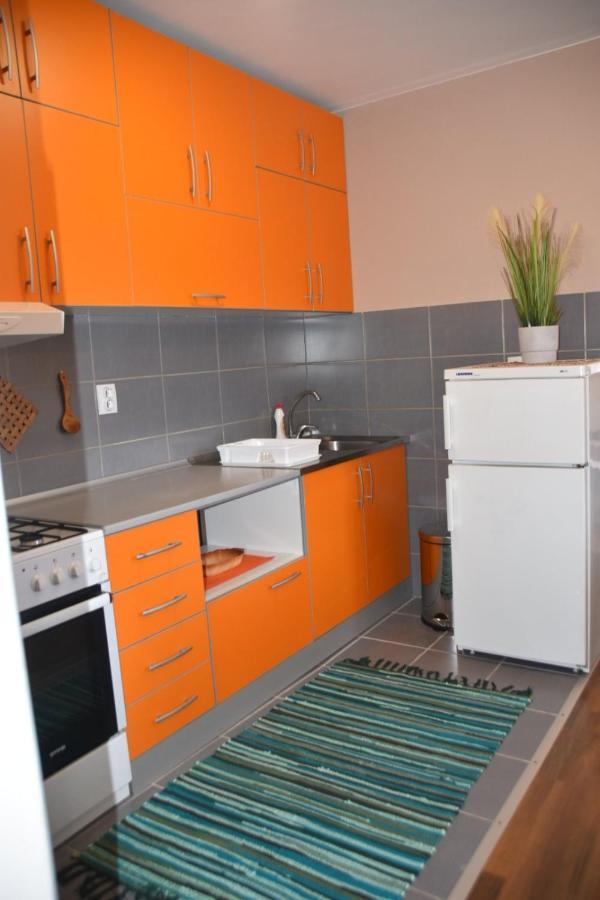 מוקרה גורה Apartmani Petar מראה חיצוני תמונה